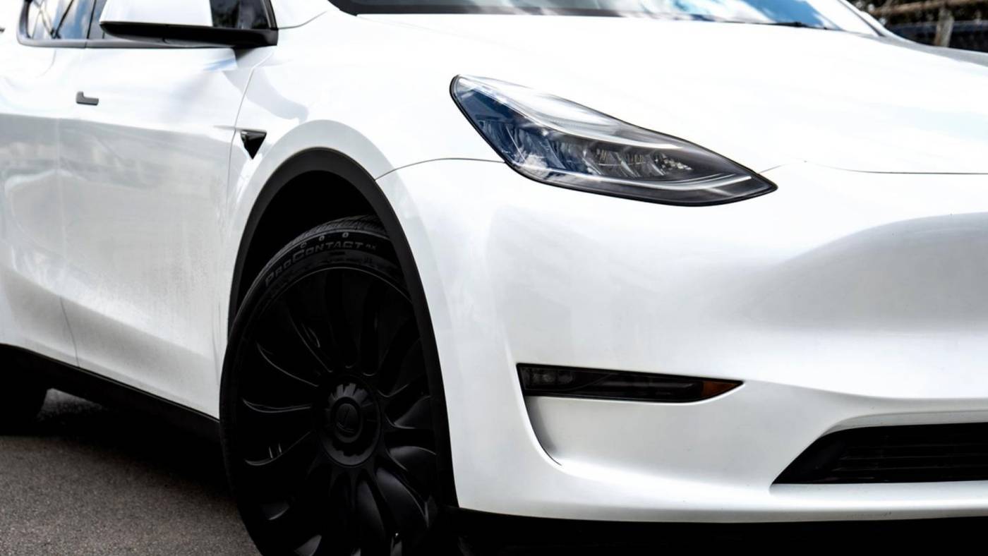 2023 Tesla Model Y 7SAYGDEE3PA094218