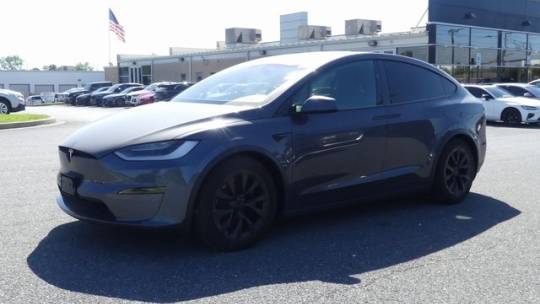 2022 Tesla Model X 7SAXCBE51NF334037