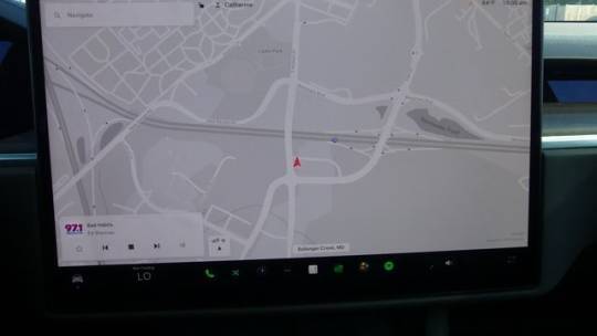 2022 Tesla Model X 7SAXCBE51NF334037