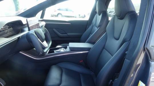 2022 Tesla Model X 7SAXCBE51NF334037