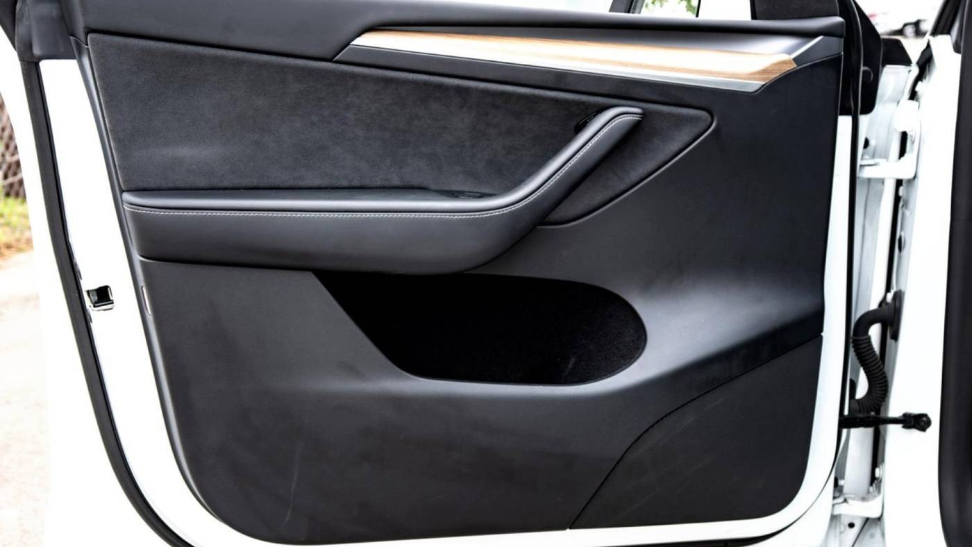 2023 Tesla Model Y 7SAYGDEE3PA094218