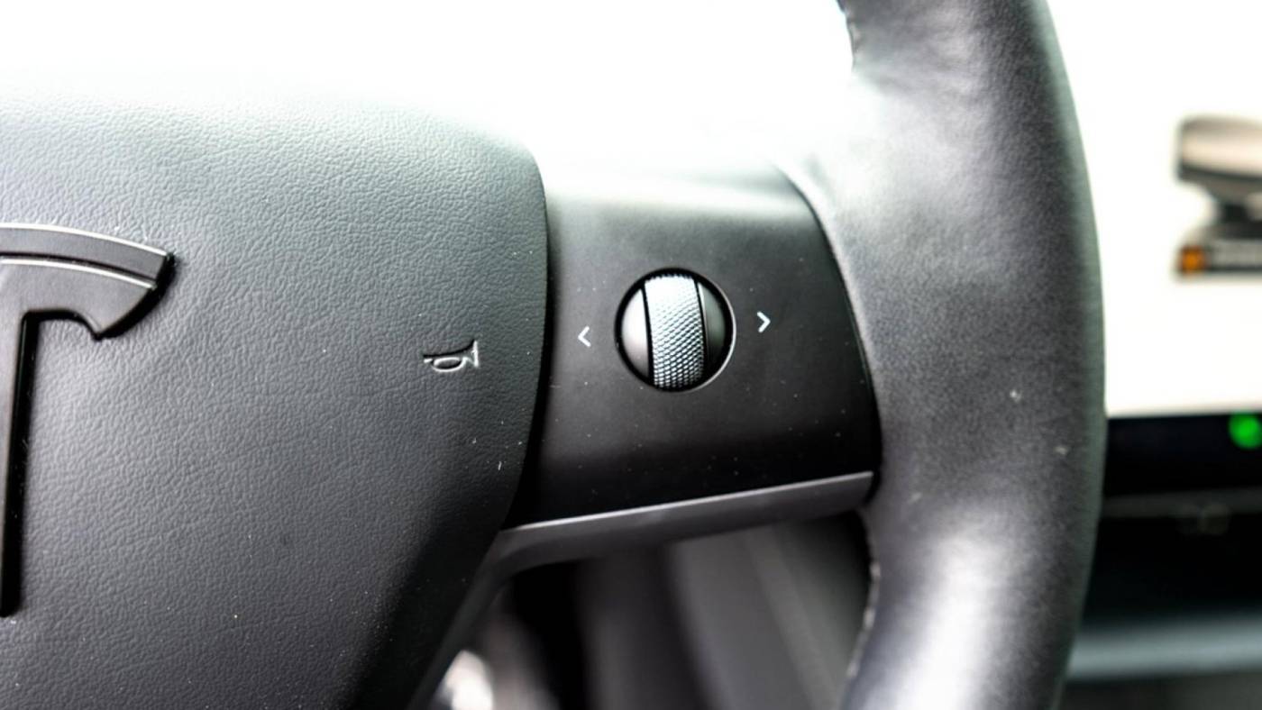 2023 Tesla Model Y 7SAYGDEE3PA094218