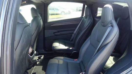 2022 Tesla Model X 7SAXCBE51NF334037