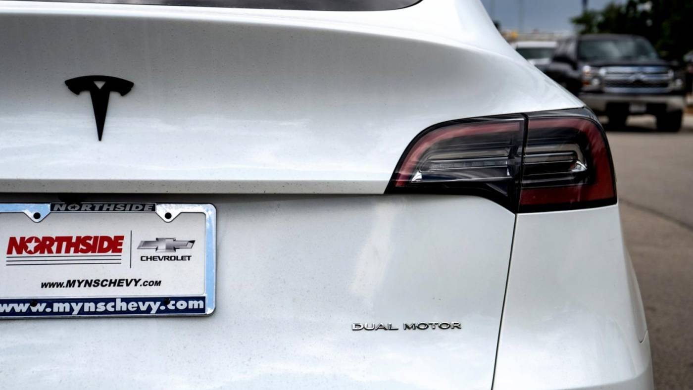 2023 Tesla Model Y 7SAYGDEE3PA094218