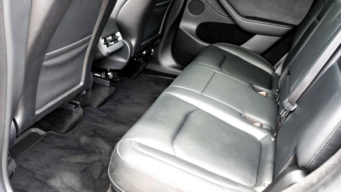 2023 Tesla Model Y 7SAYGDEE3PA094218