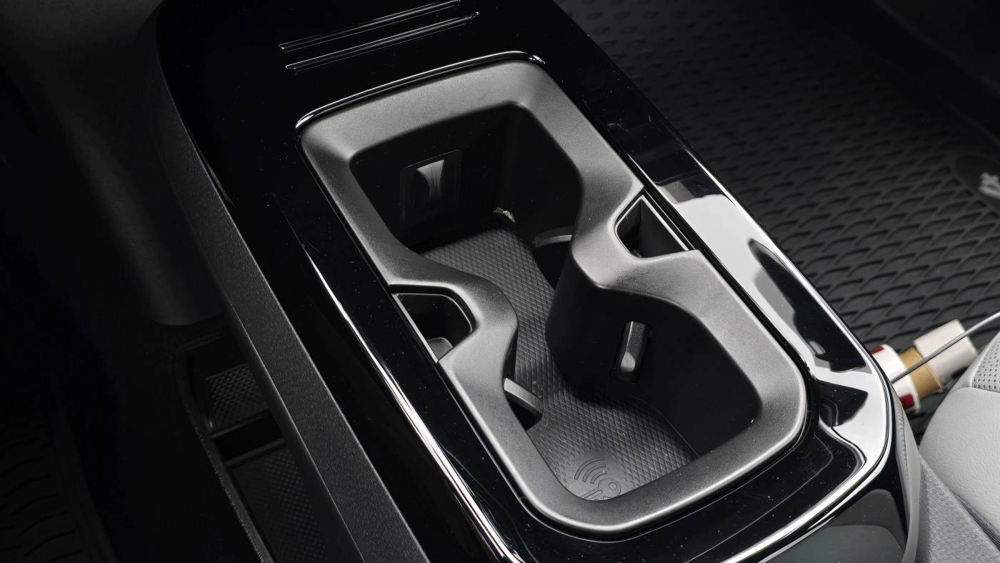 2021 Volkswagen ID.4 WVGTMPE27MP045661
