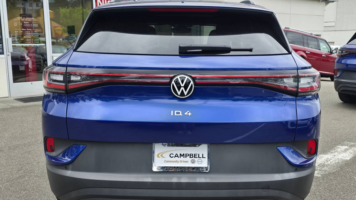 2021 Volkswagen ID.4 WVGTMPE27MP045661