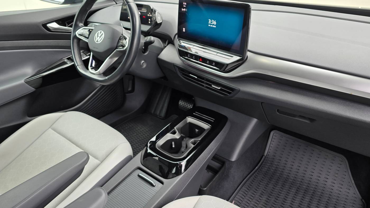 2021 Volkswagen ID.4 WVGTMPE27MP045661