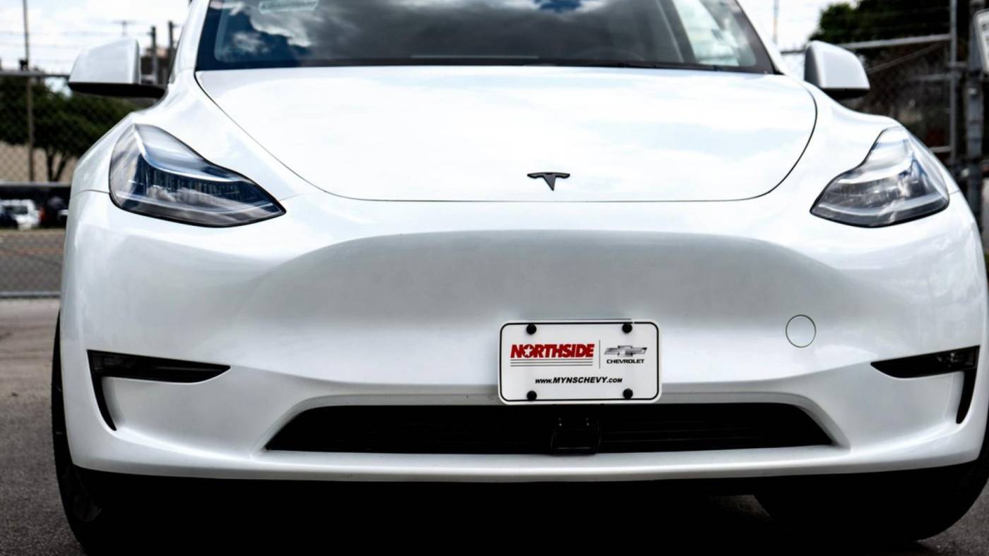 2023 Tesla Model Y 7SAYGDEE3PA094218