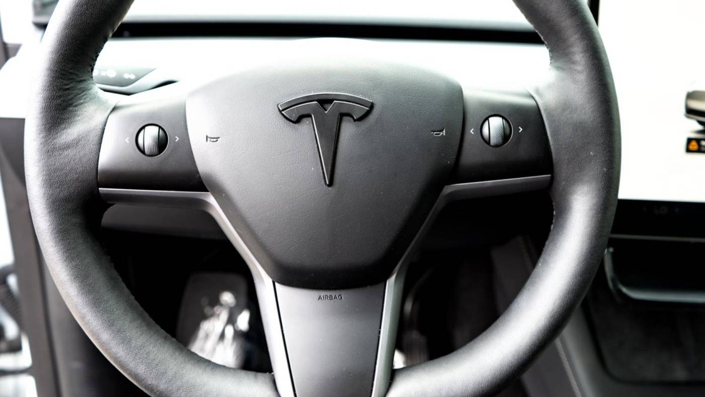 2023 Tesla Model Y 7SAYGDEE3PA094218