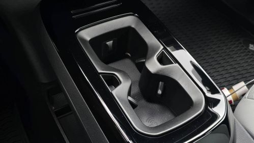 2021 Volkswagen ID.4 WVGTMPE27MP045661