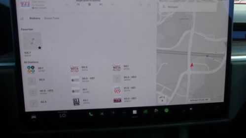 2022 Tesla Model X 7SAXCBE51NF334037
