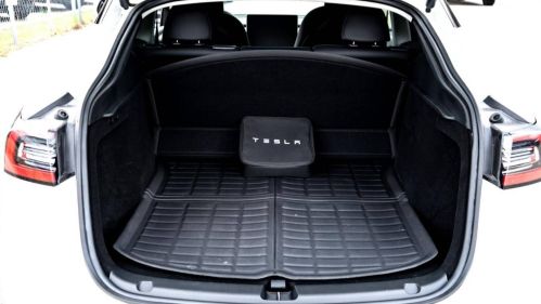 2023 Tesla Model Y 7SAYGDEE3PA094218