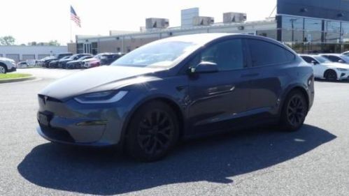 2022 Tesla Model X 7SAXCBE51NF334037