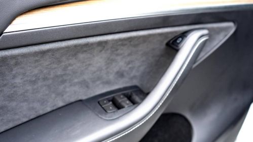 2023 Tesla Model Y 7SAYGDEE3PA094218