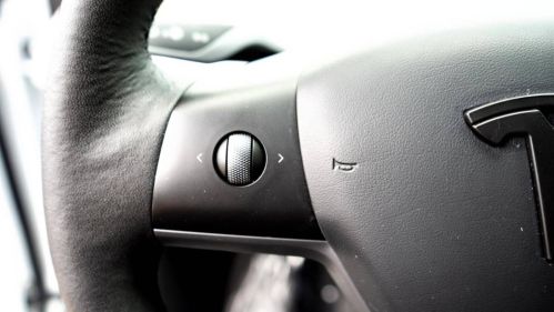 2023 Tesla Model Y 7SAYGDEE3PA094218