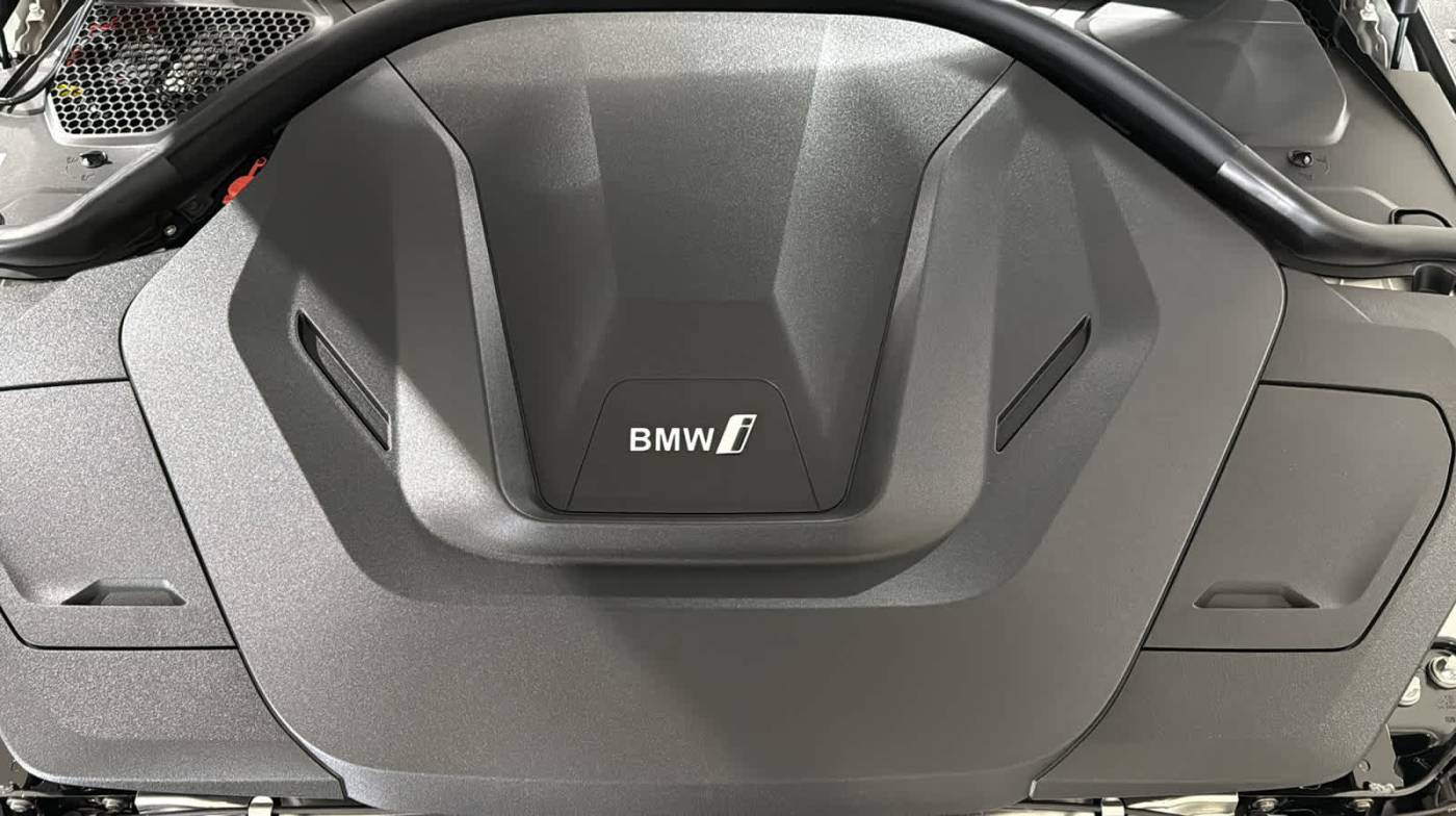 2025 BMW i4 WBY43HD04SFU94749