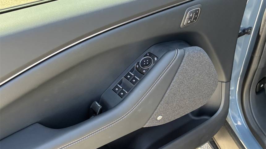 2024 Ford Mustang Mach E 3FMTK3R74RMA02560