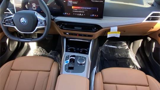 2025 BMW i4 WBY23HD09SFU96584