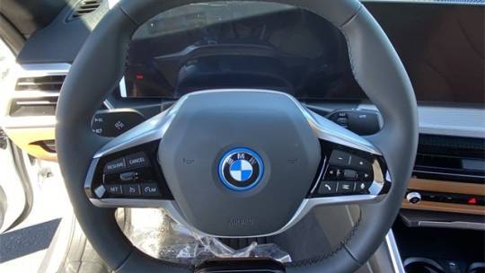 2025 BMW i4 WBY23HD09SFU96584