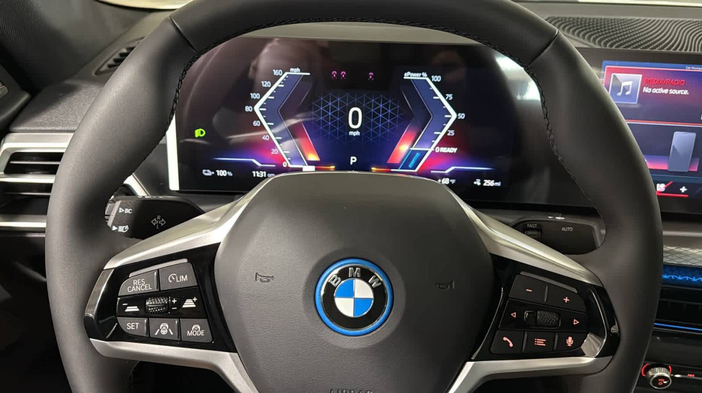 2025 BMW i4 WBY43HD04SFU94749