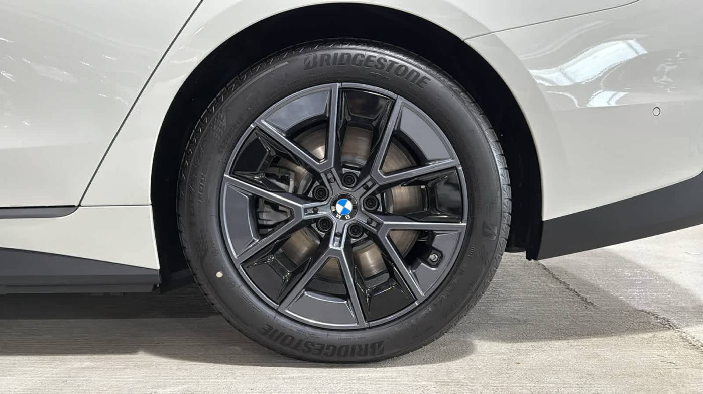 2025 BMW i4 WBY43HD04SFU94749