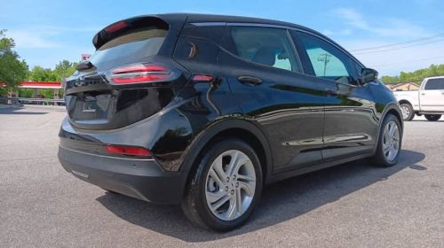 2023 Chevrolet Bolt - Images - 6