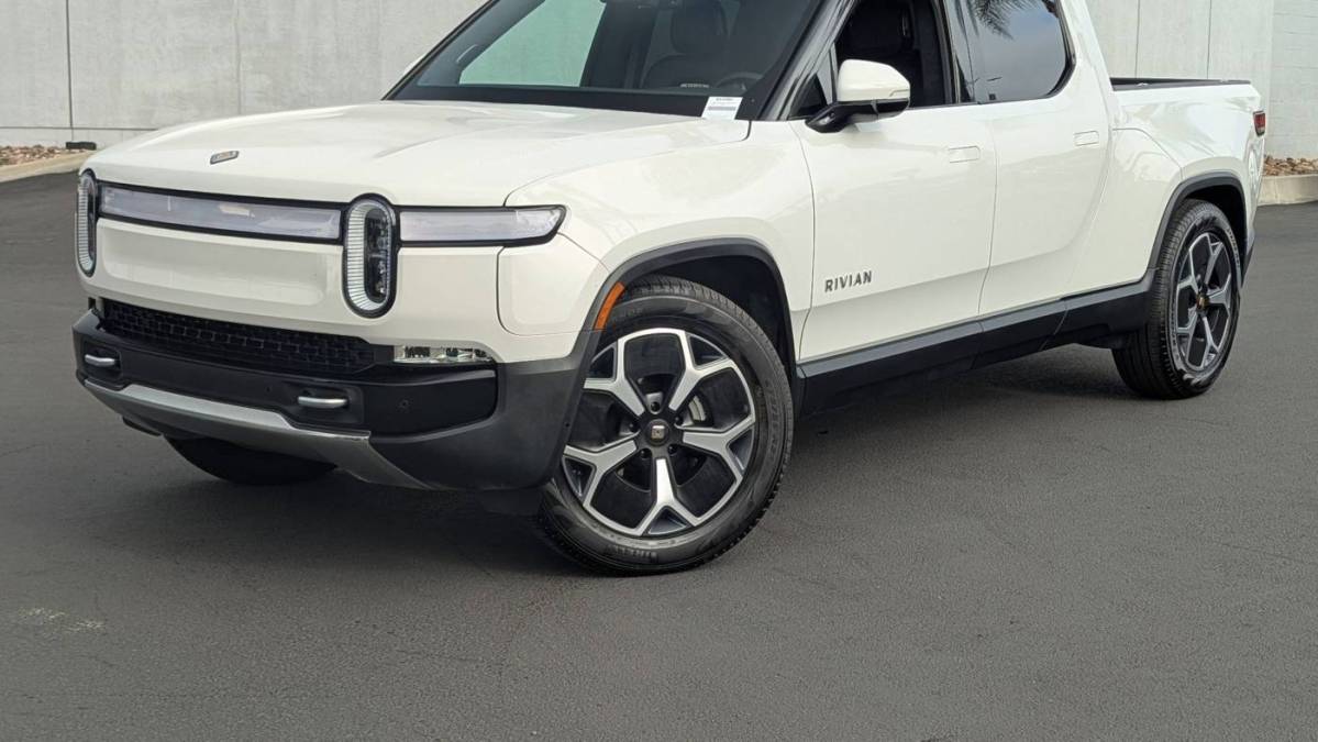 2023 Rivian R1T - Images - 1