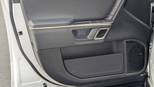 2023 Rivian R1T - Images - 11