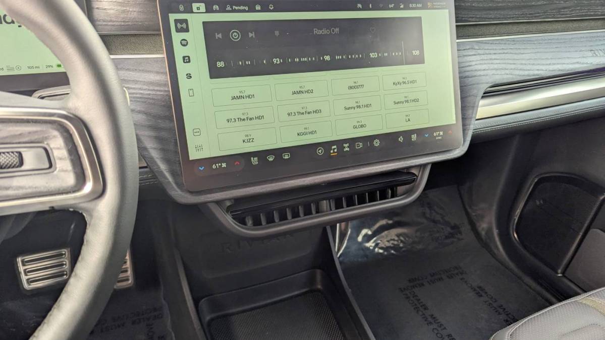 2023 Rivian R1T - Images - 19