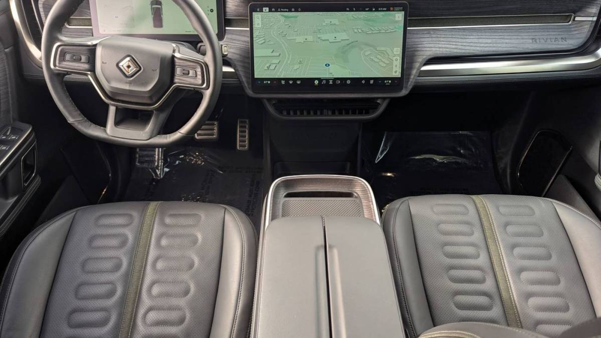 2023 Rivian R1T - Images - 22