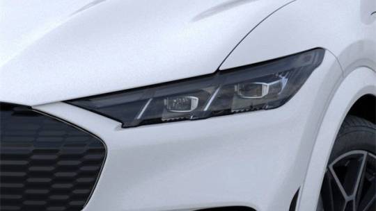 2025 Ford Mustang Mach E - Images - 15