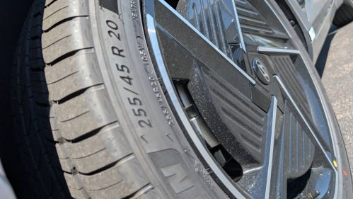 2025 Hyundai IONIQ 5 7YAKRDDC5SY018808