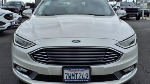 2017 Ford Fusion Energi - Images - 2