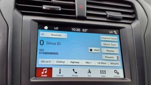 2017 Ford Fusion Energi - Images - 6