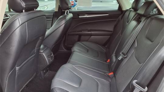 2017 Ford Fusion Energi - Images - 20