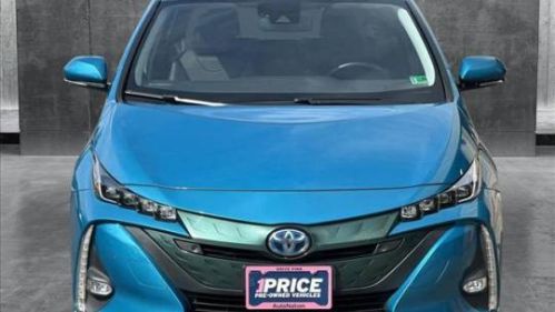 2017 Toyota Prius Prime - Images - 2