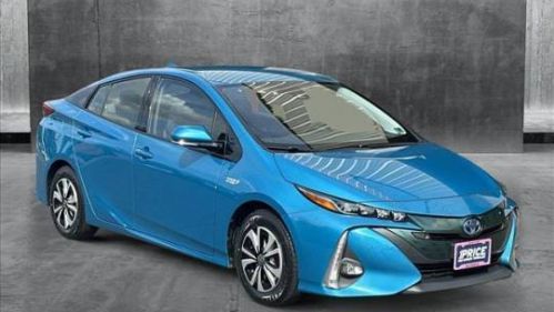 2017 Toyota Prius Prime - Images - 3