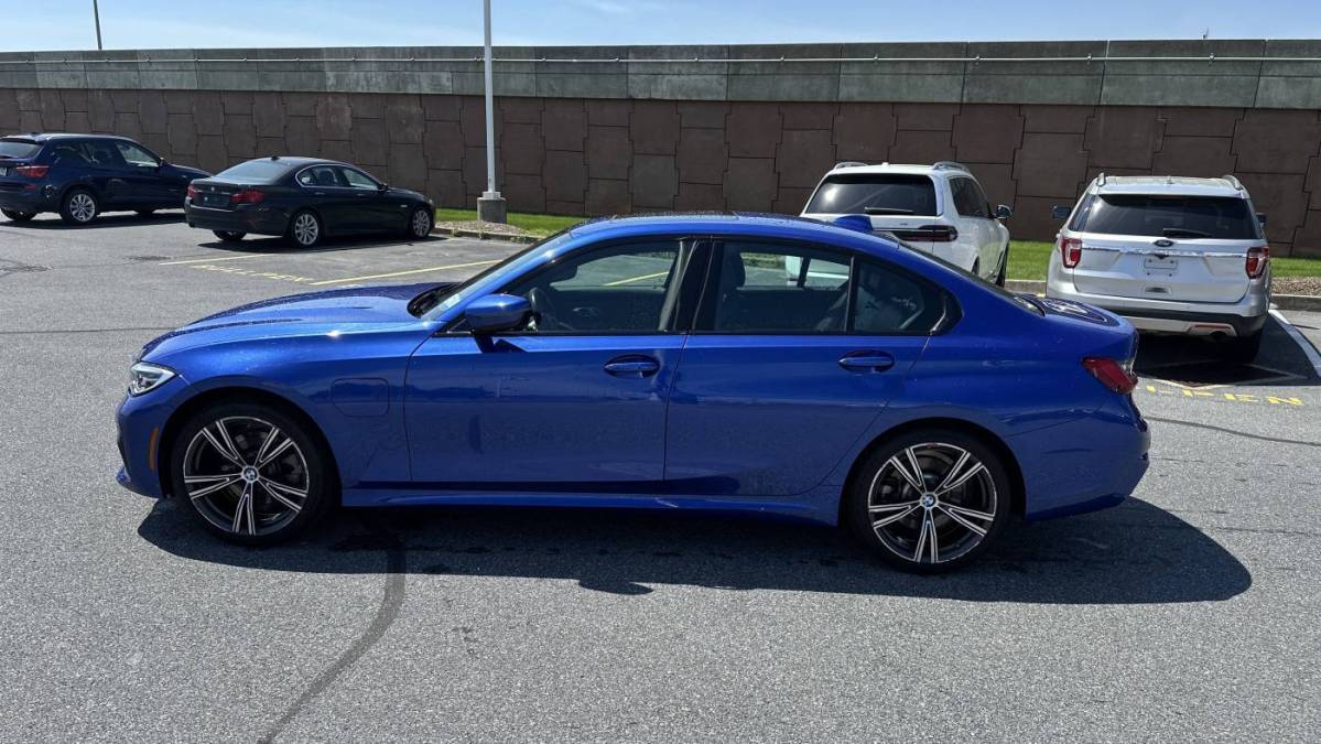 2021 BMW 3 Series - Images - 2