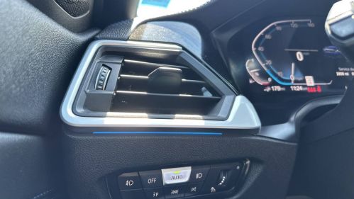 2021 BMW 3 Series - Images - 19
