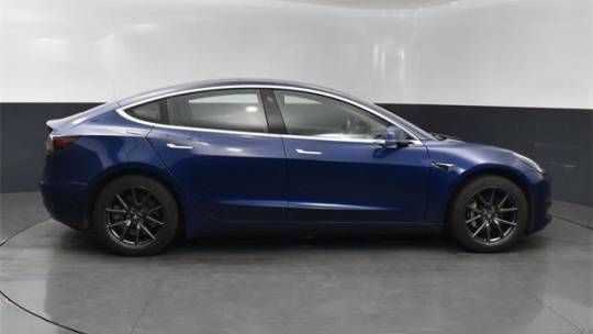 2018 Tesla Model 3 5YJ3E1EA0JF016966