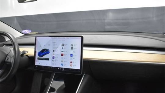 2018 Tesla Model 3 5YJ3E1EA0JF016966