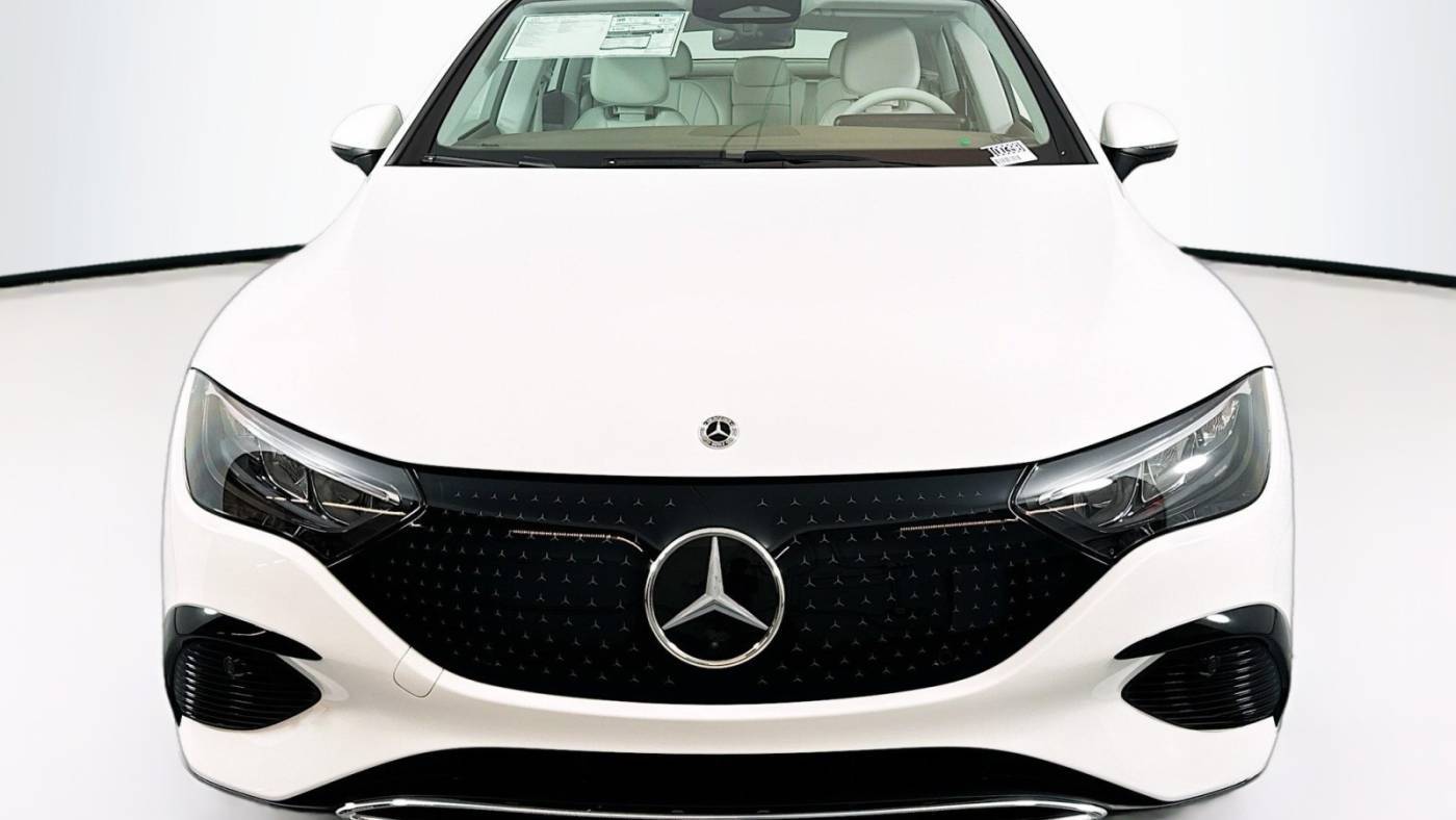 2024 Mercedes EQE Sedan W1KEG2BB5RF060674