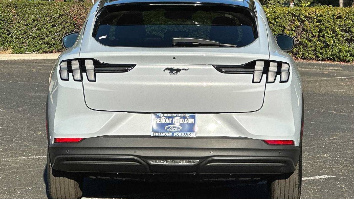2023 Ford Mustang Mach E 3FMTK1R49PMA62888