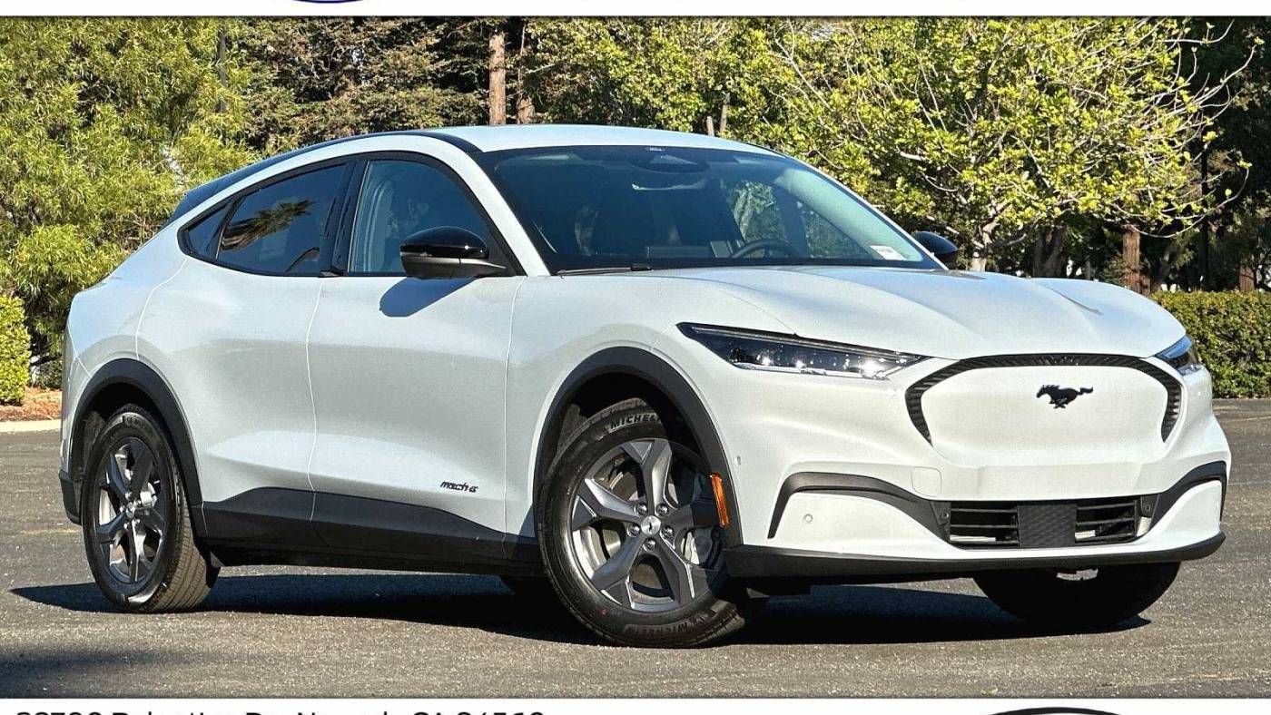 2023 Ford Mustang Mach E 3FMTK1R49PMA62888