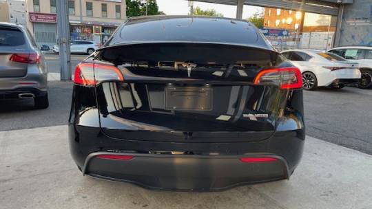 2023 Tesla Model Y 7SAYGDEF0PF582716