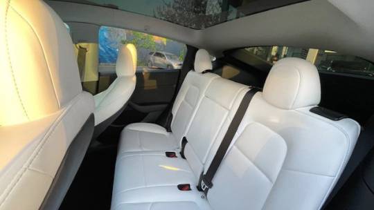 2023 Tesla Model Y 7SAYGDEF0PF582716
