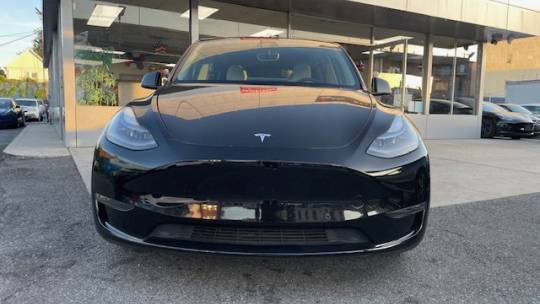 2023 Tesla Model Y 7SAYGDEF0PF582716