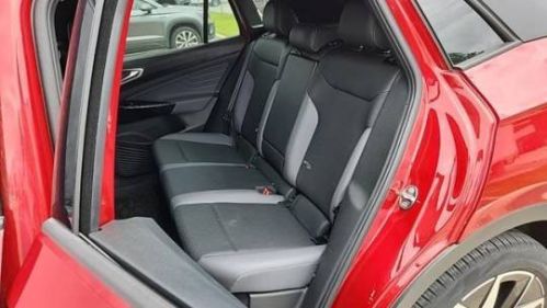 2023 Volkswagen ID.4 1V2VMPE83PC024124