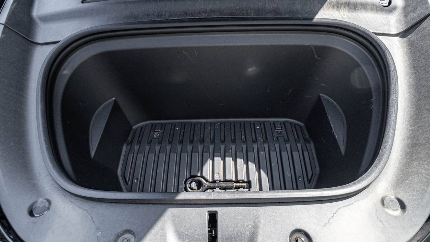 2021 Tesla Model Y 5YJYGDEE5MF253848